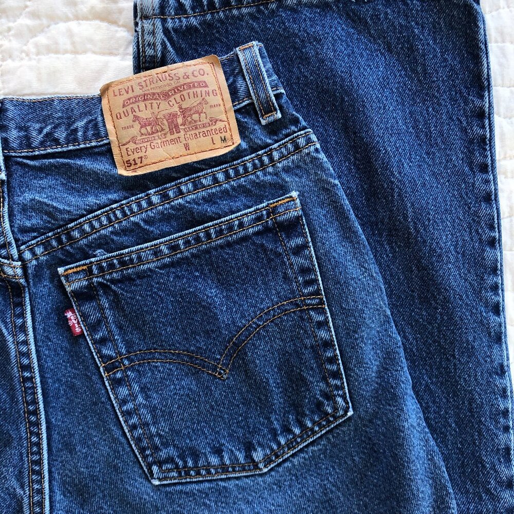 Vintage Y2K Levis 517 Slim Fit Bootcut Jeans